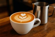 Melkschuim Meesteren met Stoompijpje – 7 Onmisbare Tips