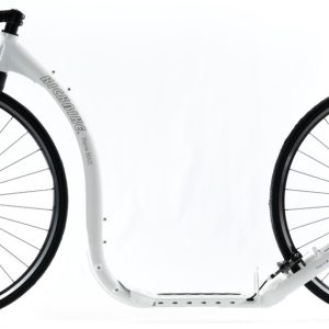 Kickbike Race Max 28/28 Wit review: snel en stabiel steppen