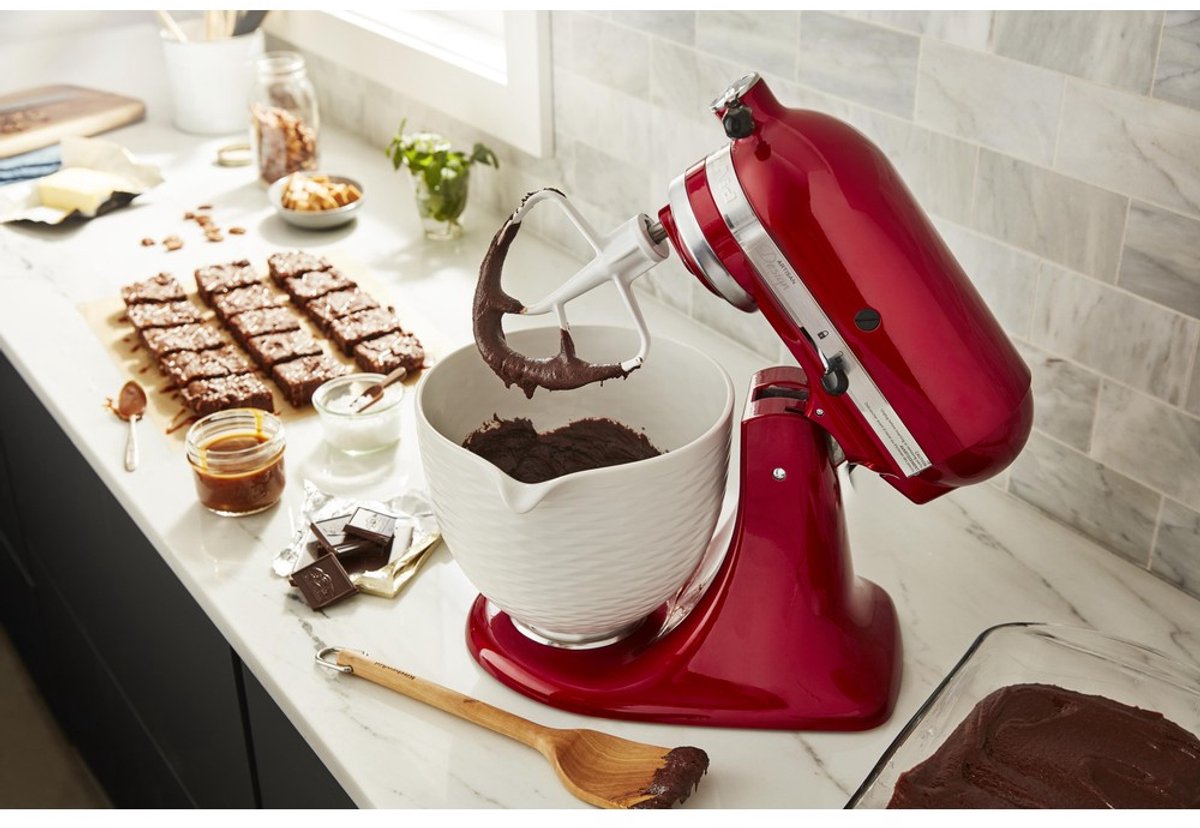 KitchenAid keukenmachine - Artisan test: 2 kommen sneller bakken