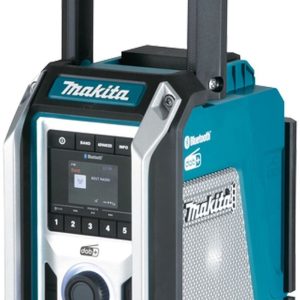 Makita DMR115 accu bouwradio review: krachtige bas en DAB+