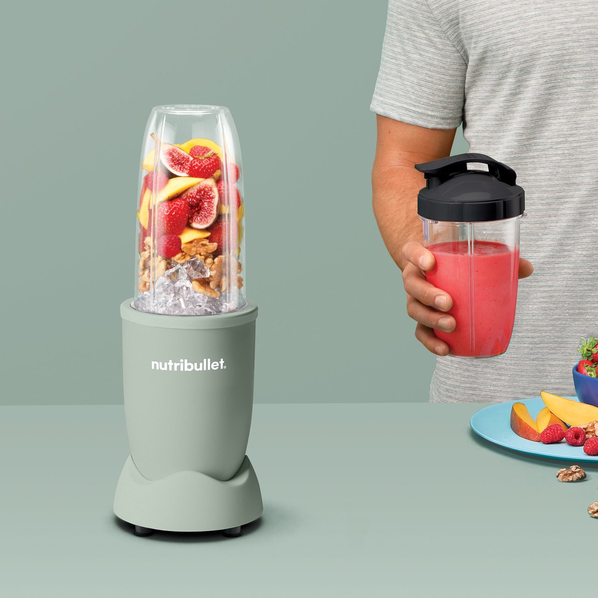 Nutribullet Exclusive Pastel - Blender - 900 Watt - Smoothie Maker - Incl. To Go Deksel & Accessoires - Jade review: snelle smoothies en ijs crushen, krachtige blender