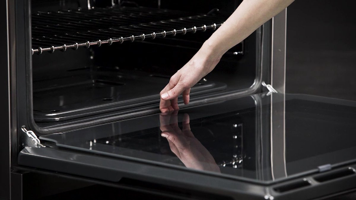 Test wok SMEG CX91GMXNLK - Gasfornuis - 90 cm - RVS - 5 kookzones