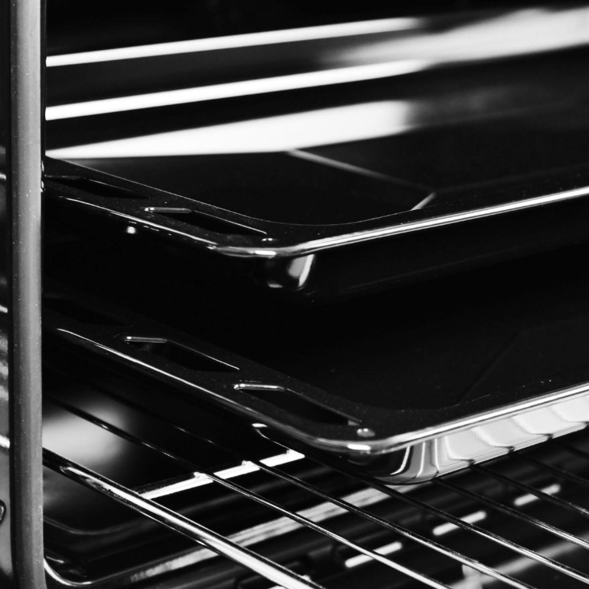 Wiggo WO‑E905R(BB) review: gasfornuis, 110L oven en wokbrander