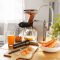 KitchenBrothers Slowjuicer review: hoge sapopbrengst, koud persen
